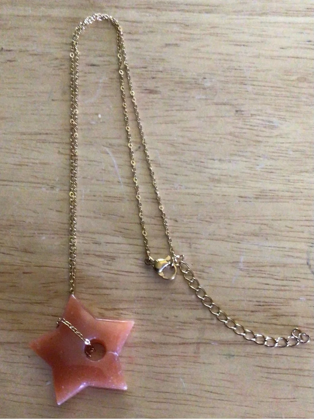 Source Unknown Gold Chain Necklace with Peach Star Pendant
